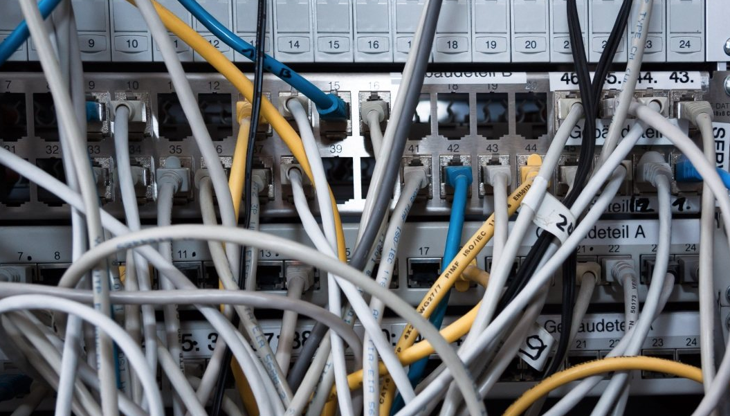 什么因素影響帶寬，造成網(wǎng)絡(luò)擁塞等問(wèn)題?